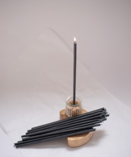 Свеча восковая черная, № 20