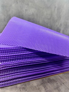 Вощина -  фиолетовый фиалка